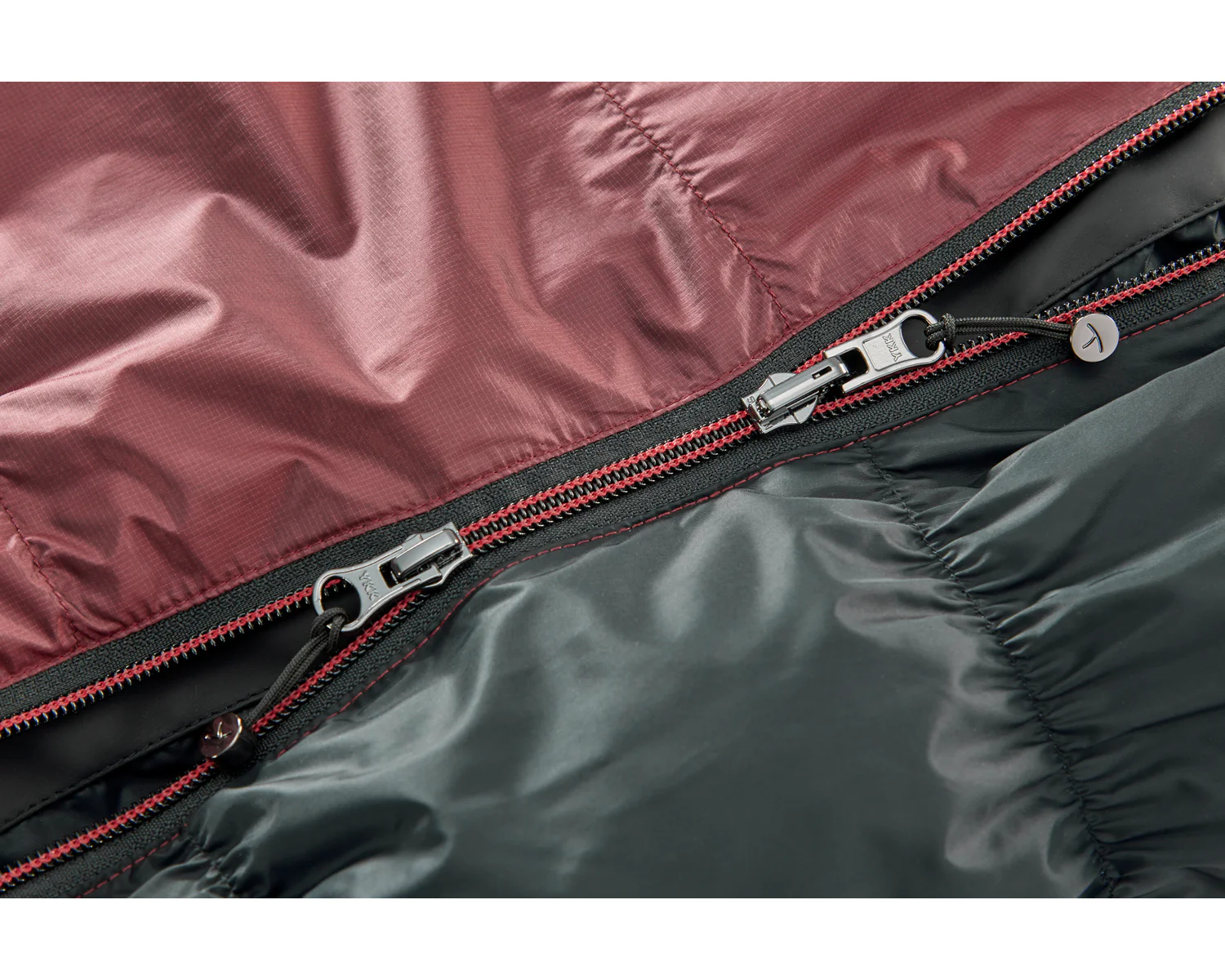 Voyage 500 Sleeping Bag - Left Zip | Ribbon Red - Image 7